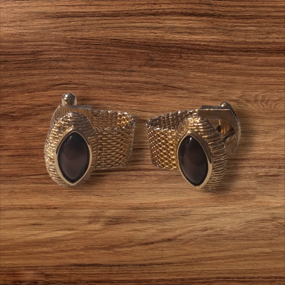 Swank Vintage Gold Tone Brown Cabochon Mesh Wrap Cuff links